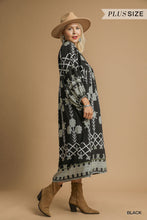 Load image into Gallery viewer, Chestnut Charm