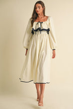 Load image into Gallery viewer, Holly