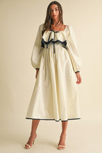 Load image into Gallery viewer, Holly