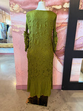 Load image into Gallery viewer, Jasmine Dress
