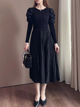 Load image into Gallery viewer, Cataleya
