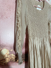 Load image into Gallery viewer, Tina
