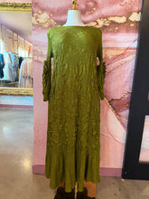 Load image into Gallery viewer, Jasmine Dress

