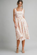 Load image into Gallery viewer, Gemma Floral
