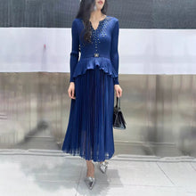 Load image into Gallery viewer, Lady Lou
