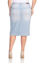 Load image into Gallery viewer, Dali Denim
