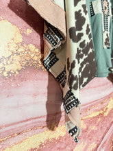 Load image into Gallery viewer, Howdy Red Bird
