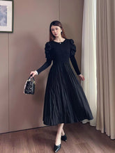 Load image into Gallery viewer, Cataleya
