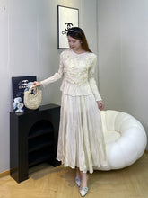 Load image into Gallery viewer, Corrine
