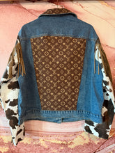 Load image into Gallery viewer, RO Cow Darling
