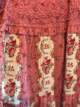 Load image into Gallery viewer, Susie
