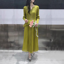 Load image into Gallery viewer, Lady Lou
