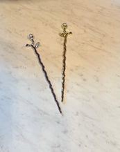 Load image into Gallery viewer, Pearl Rose Hair stick
