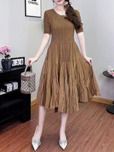 Load image into Gallery viewer, Kelly
