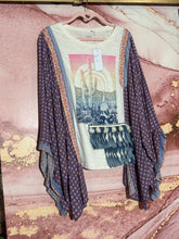 Load image into Gallery viewer, Desert Red Bird
