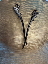 Load image into Gallery viewer, Wave Wood Stick Set
