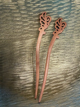 Load image into Gallery viewer, Wave Wood Stick Set
