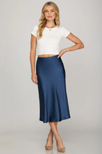 Load image into Gallery viewer, Megan Silk Skirt
